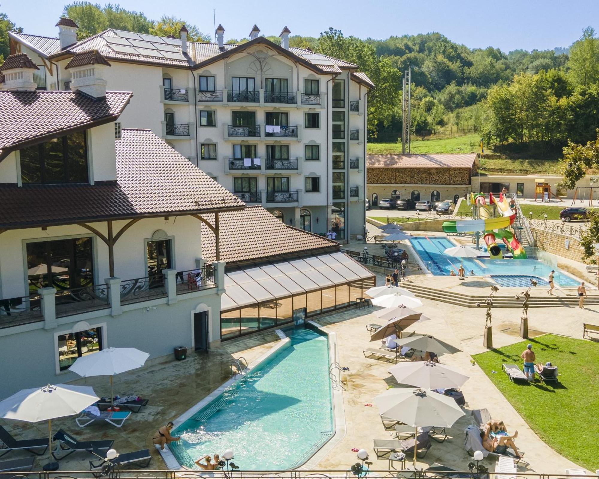 Molfar Resort Hotel & Spa Карпати Shaian Ngoại thất bức ảnh
