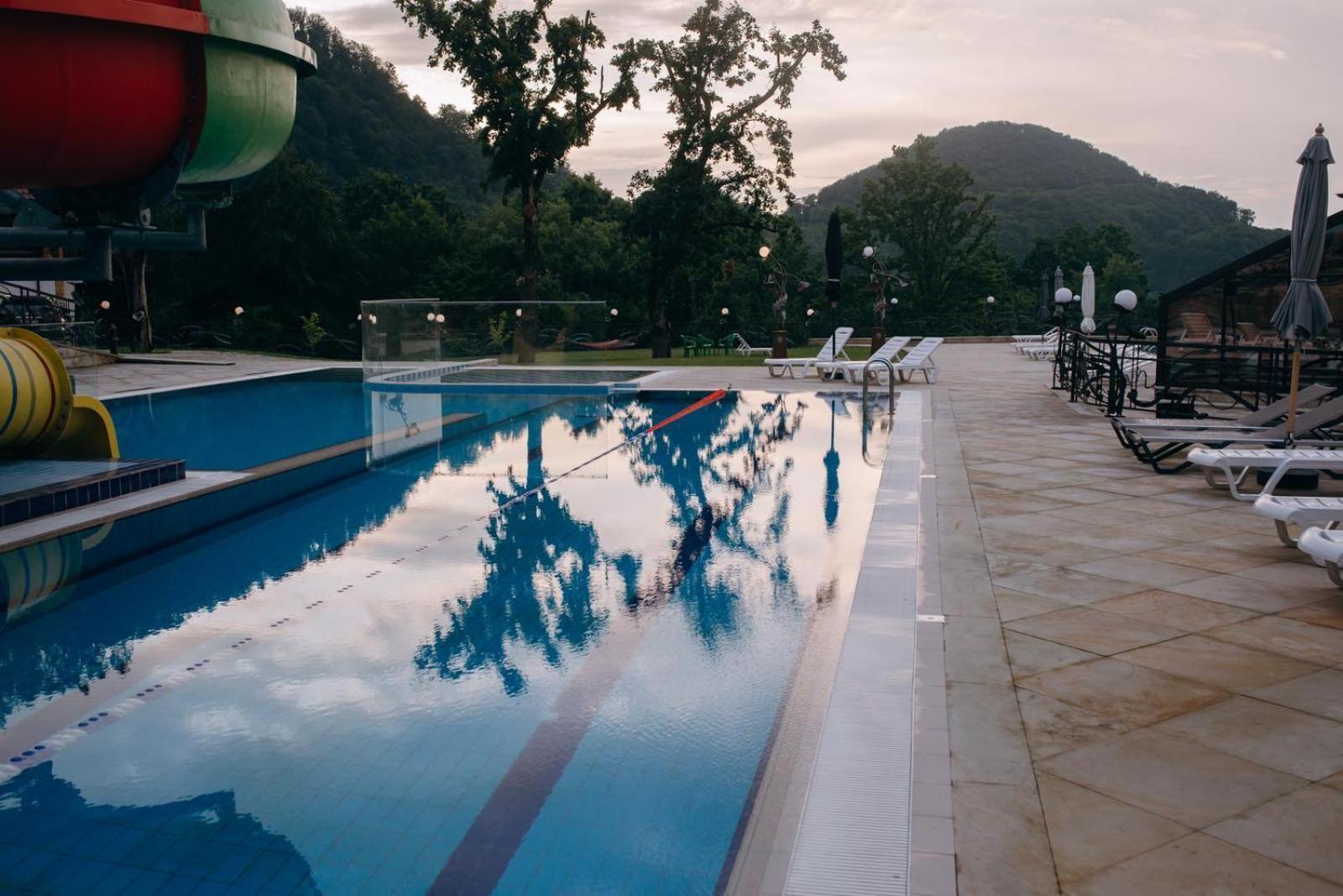 Molfar Resort Hotel & Spa Карпати Shaian Ngoại thất bức ảnh