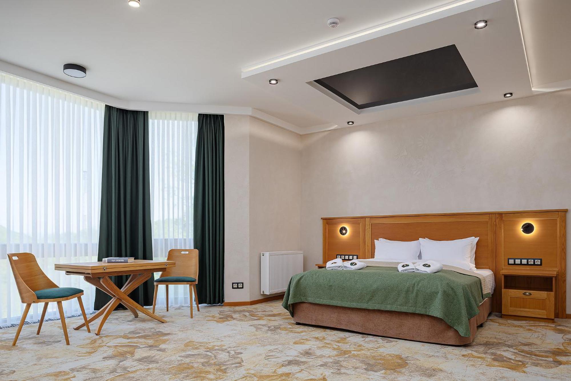 Molfar Resort Hotel & Spa Карпати Shaian Ngoại thất bức ảnh
