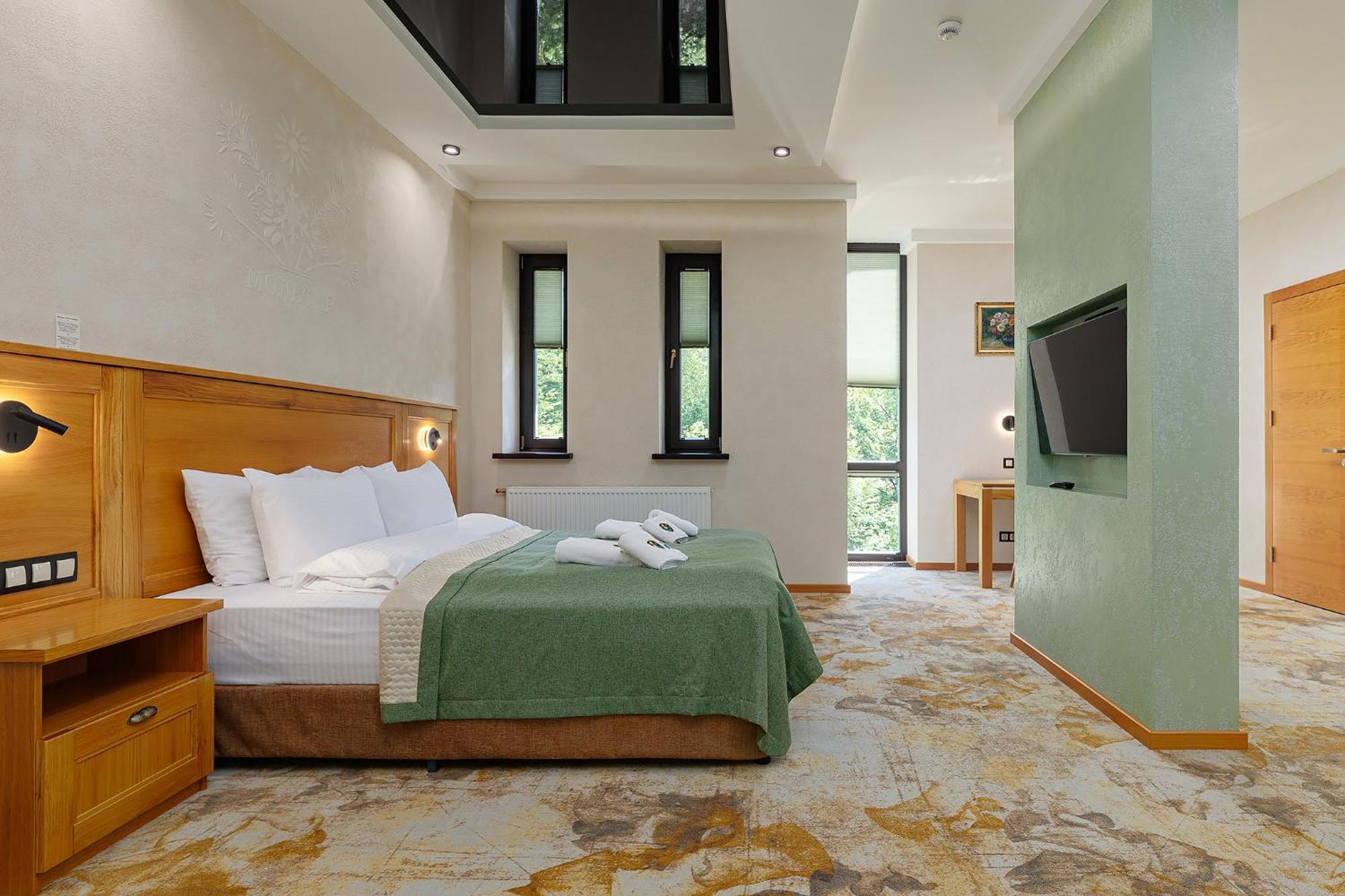 Molfar Resort Hotel & Spa Карпати Shaian Ngoại thất bức ảnh